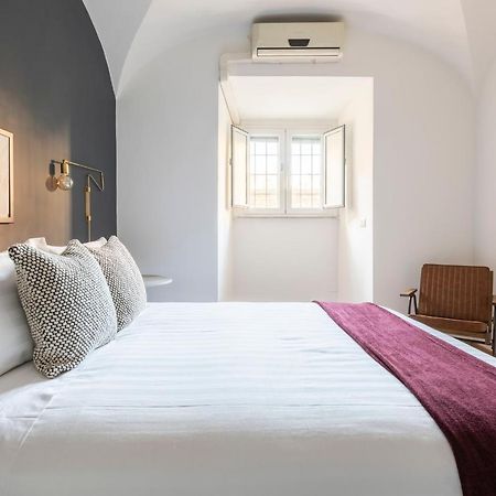 Sonder At Colosseum Cloisters Aparthotel Roma Esterno foto