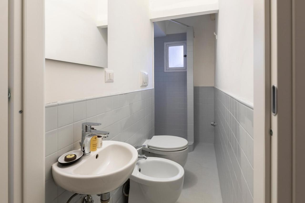 Sonder At Colosseum Cloisters Aparthotel Roma Esterno foto